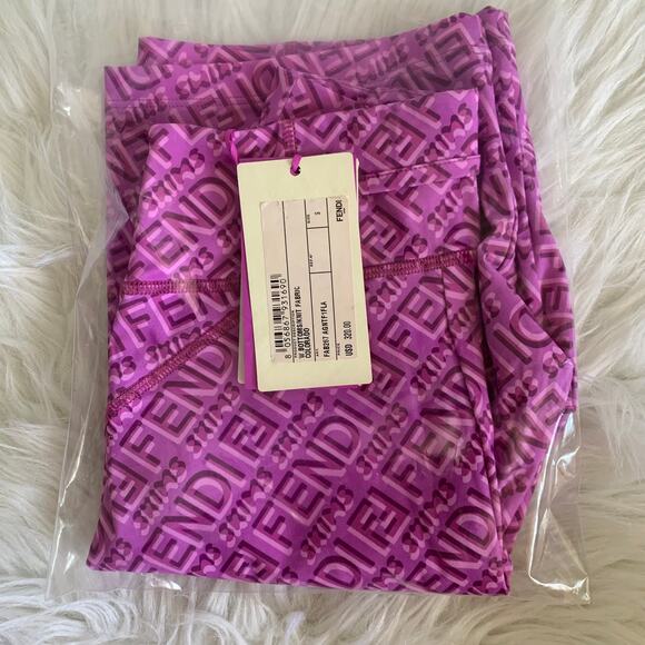 Fendi x Skims Pink Colorado Biker Shorts - Picture 3 of 4